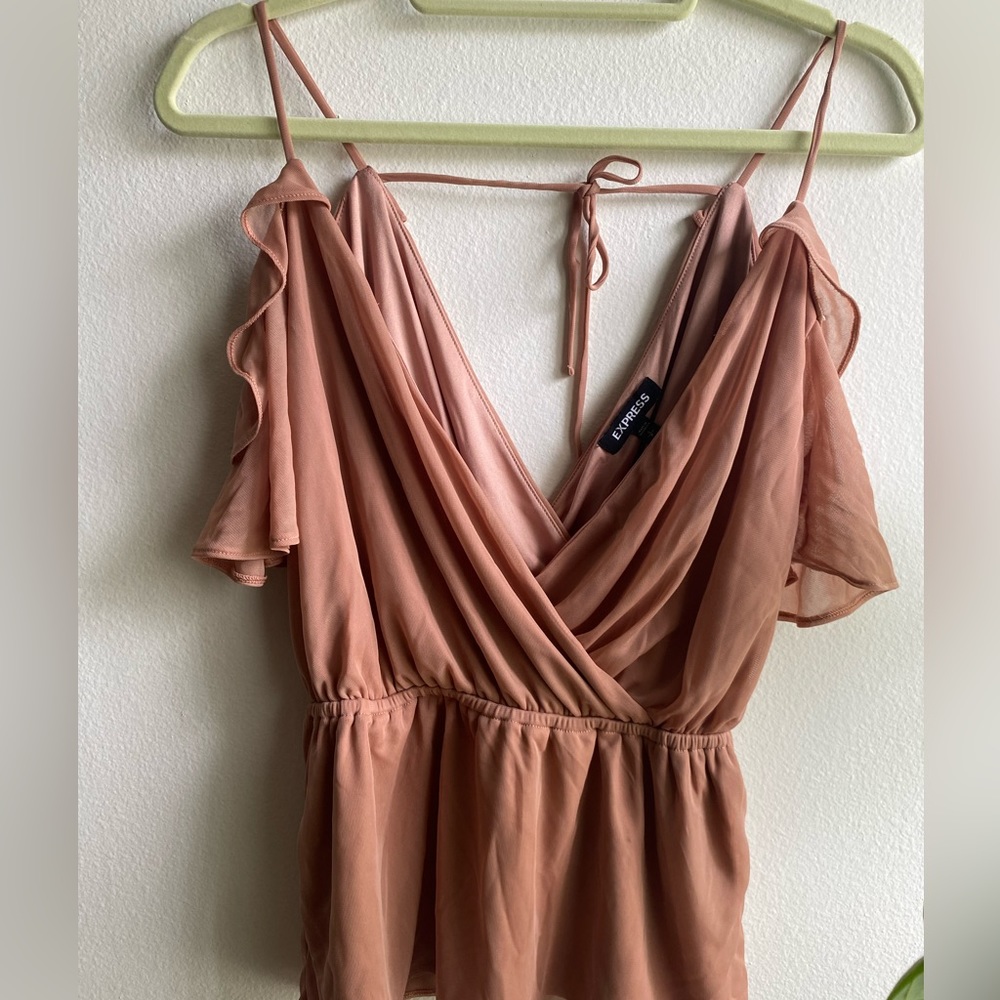 Dusty Rose Express off the shoulder top Size S